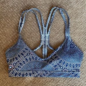 NWOT - Lorna Jane Sports Bra